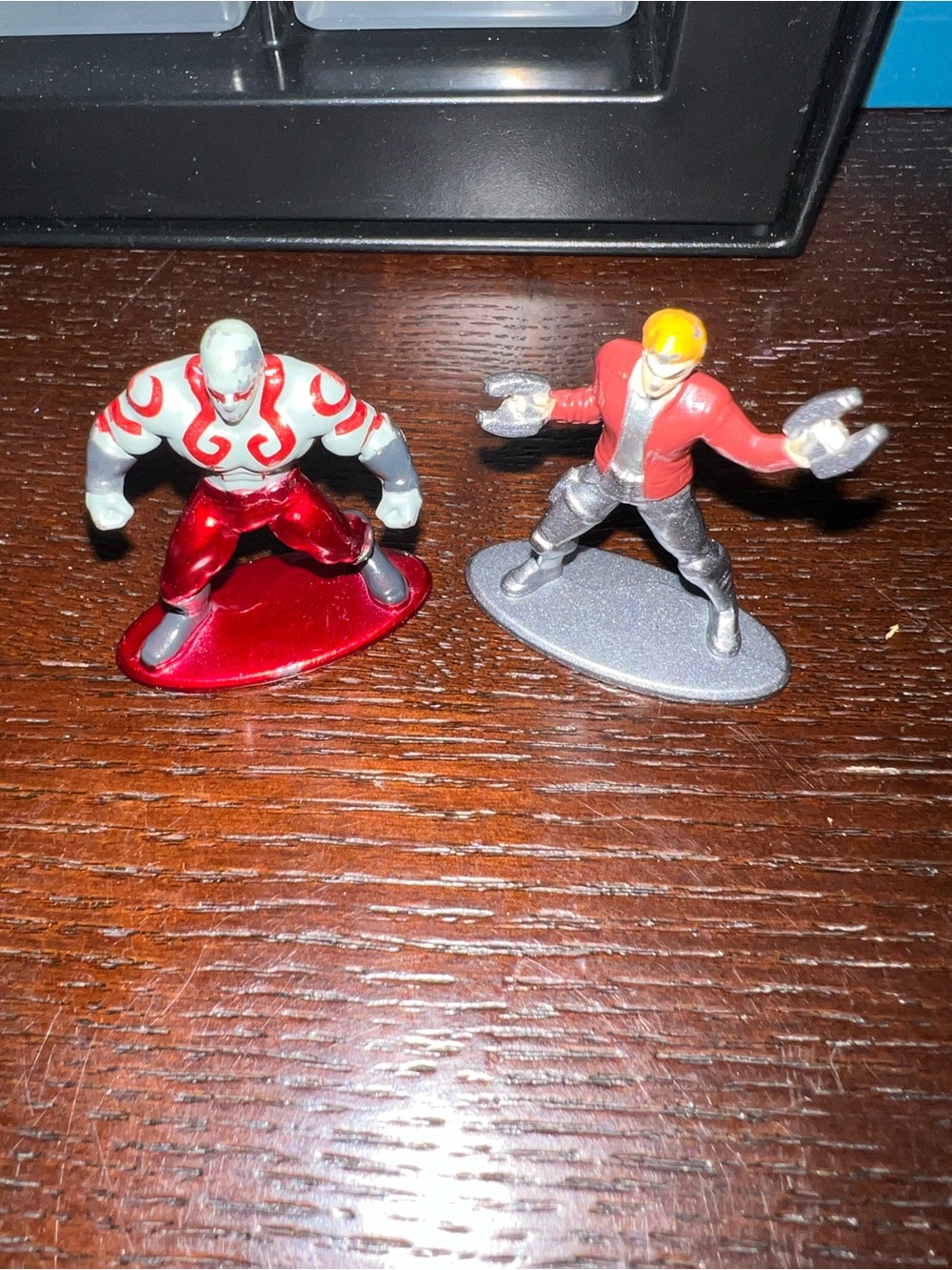 Set of two Marvel Nano Metalfigs produced by Jada Toys